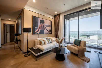발코니가 있는 쓰리베드룸 아파트 — The Lumiere Riverside Skyline Apartment